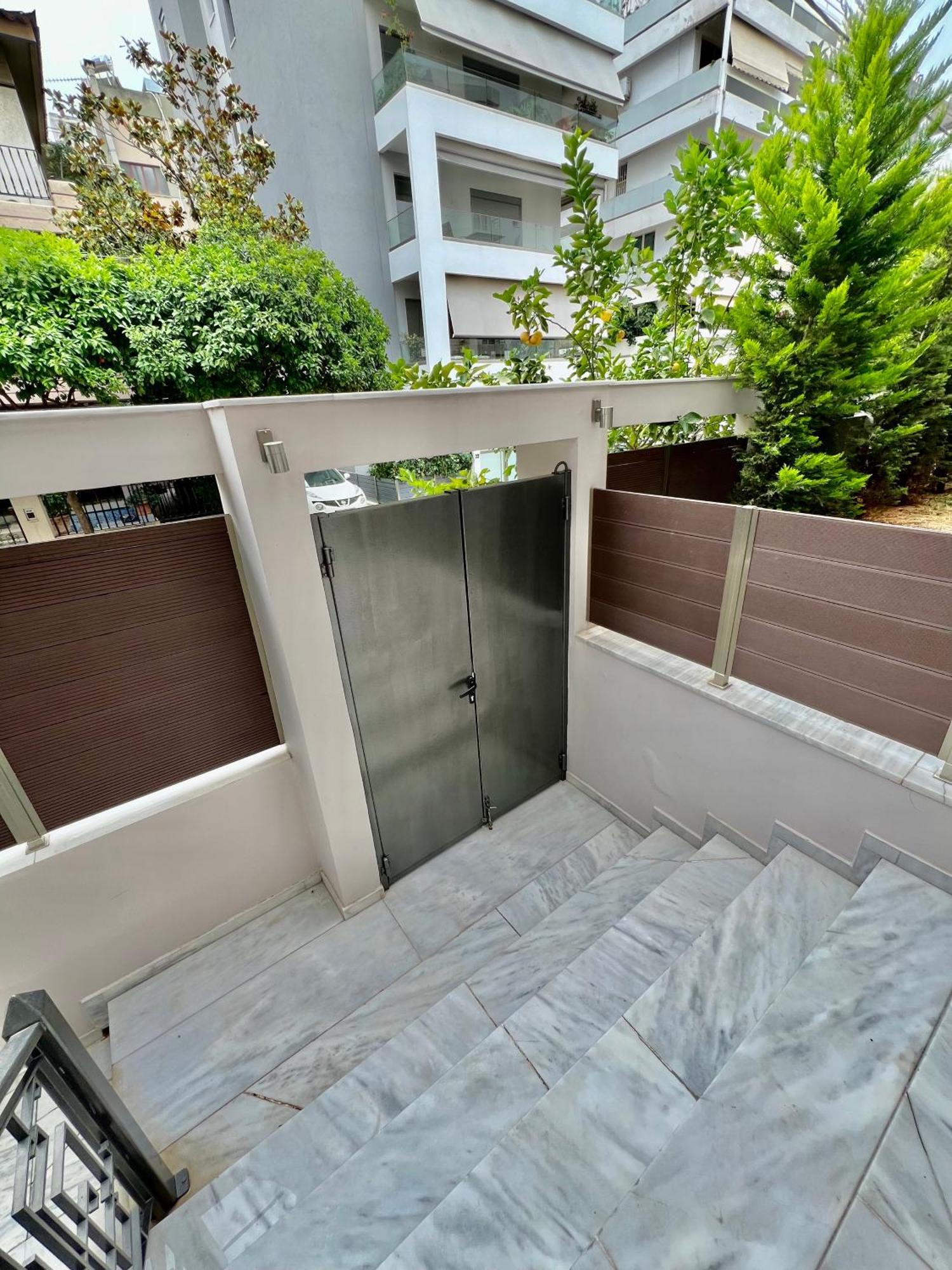 New Apartment At Athenian Riviera Екстериор снимка